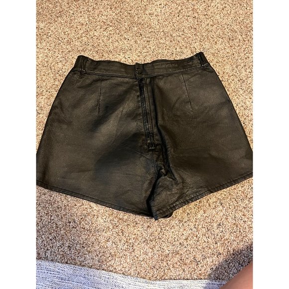 100% Authentic Leather Vintage Shorts Sz 7/8 - Picture 1 of 6